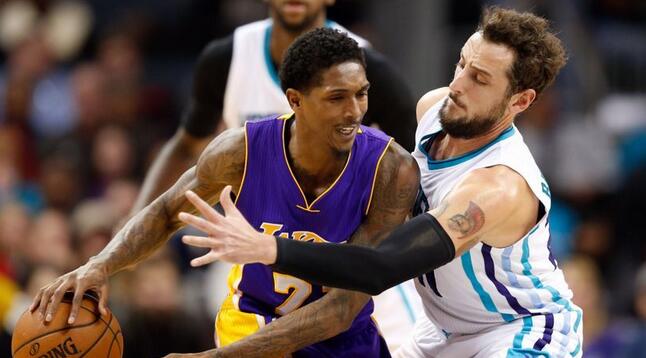 强度对抗中 强度对抗中