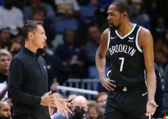 场上的崭露 场上的崭露